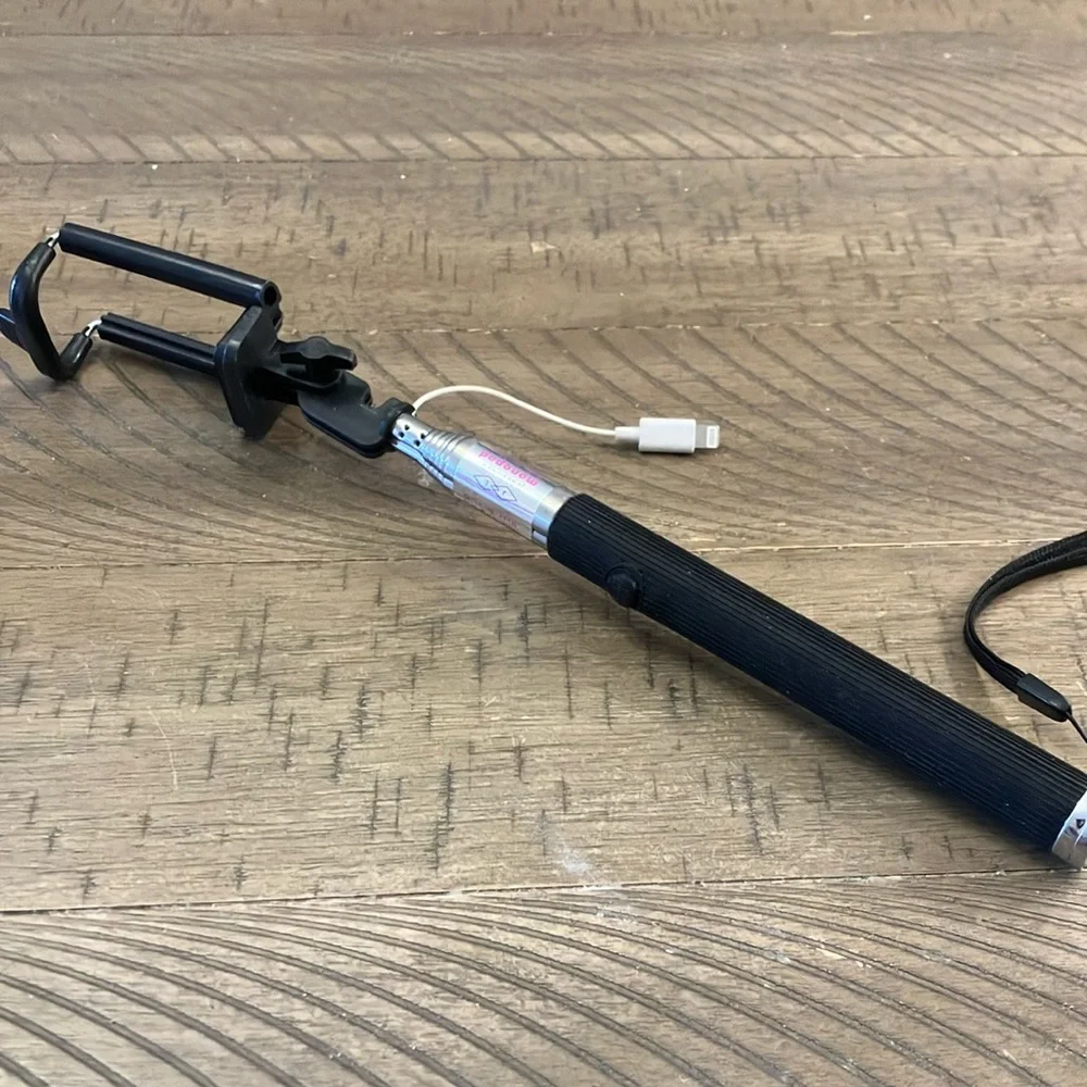 Black and Silver Selfie Stick